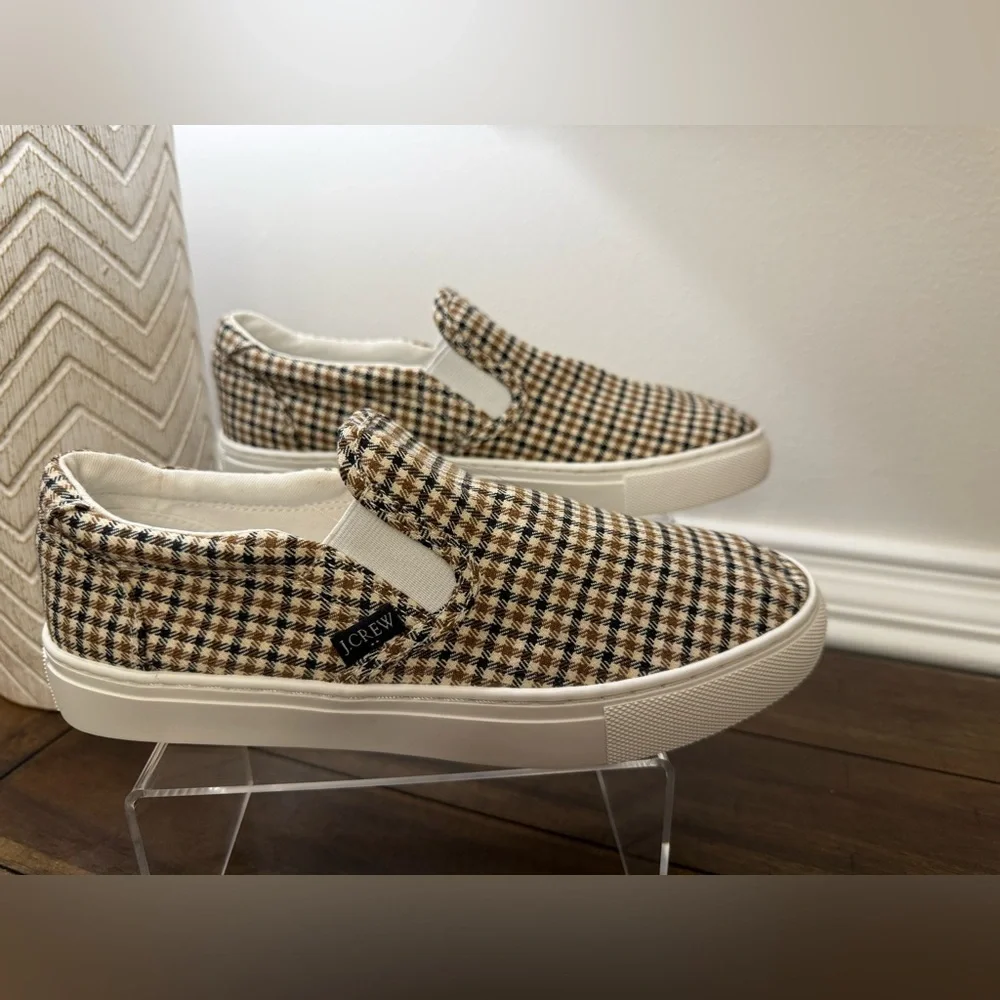 J. Crew Women’s Plaid slip-on sneakers Sz 7